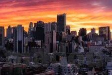 紧身牛仔裤翘臀人妻-紧身牛仔裤与翘臀人妻的时尚魅力，一种视觉与文化的双重探索
